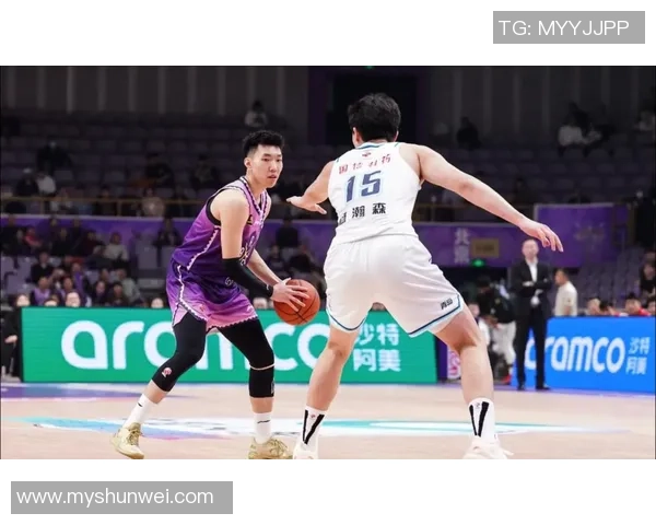 男篮半场惨败韩国！仅靠廖三宁胡金秋，5人打铁，攻守系统全崩！